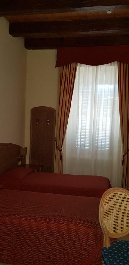 Hotel La Cupola Novara Luaran gambar